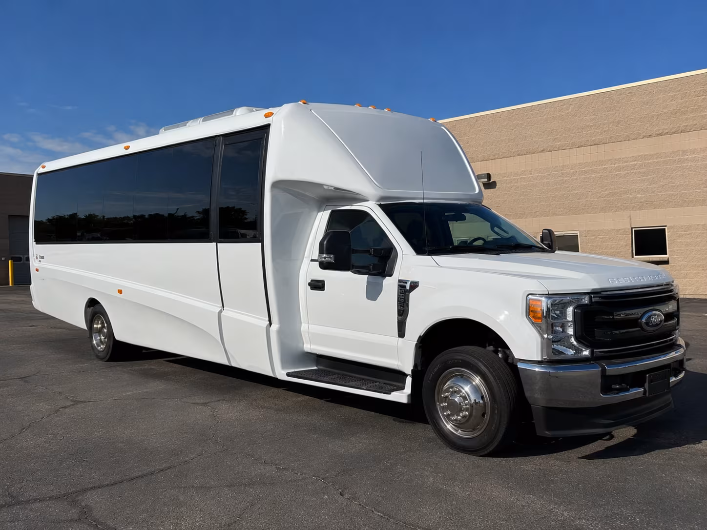 charter buses for performing arts and cultural field trips from coon rapids