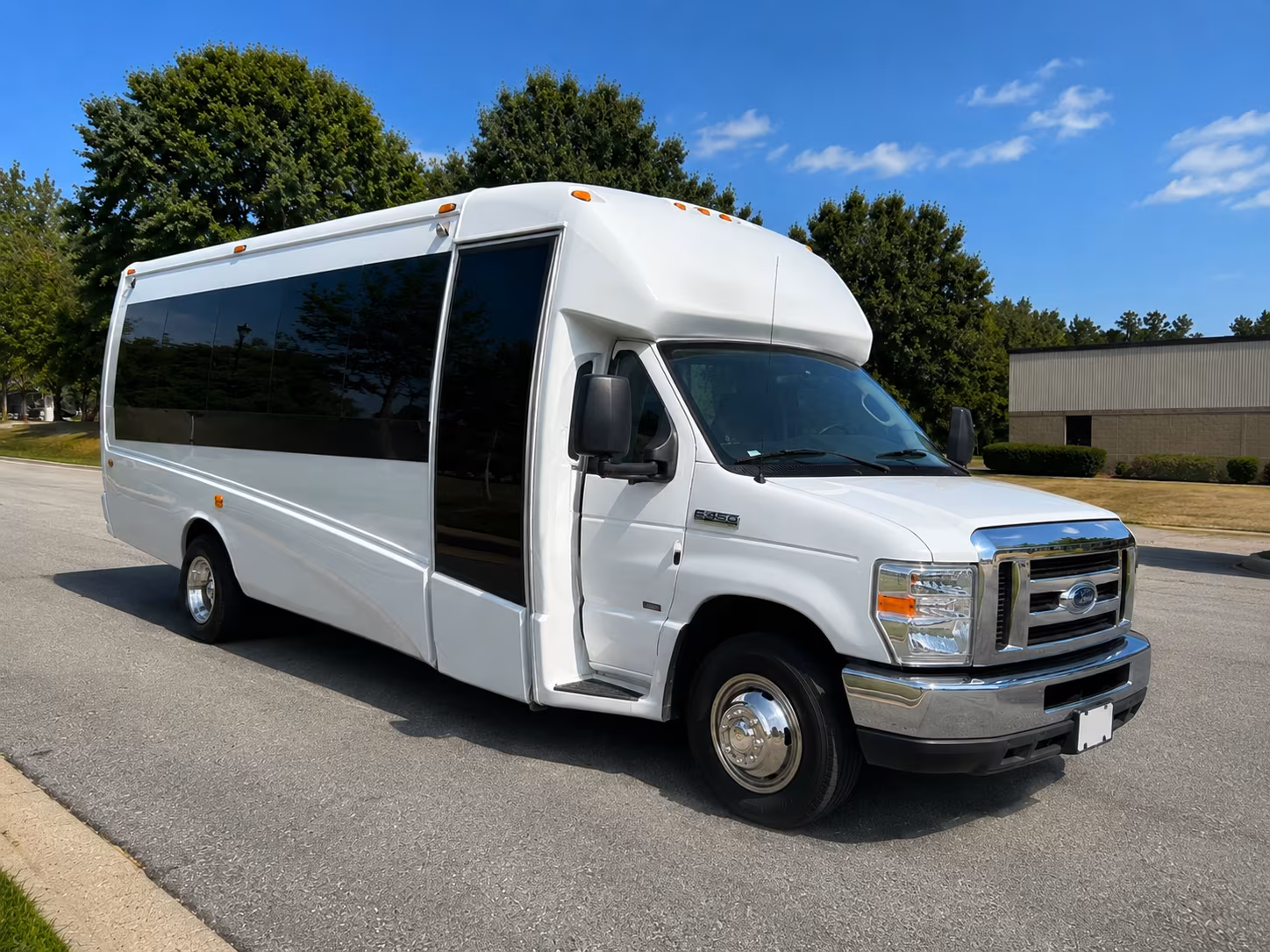 corporate bus rentals for multi stop itineraries across the metro